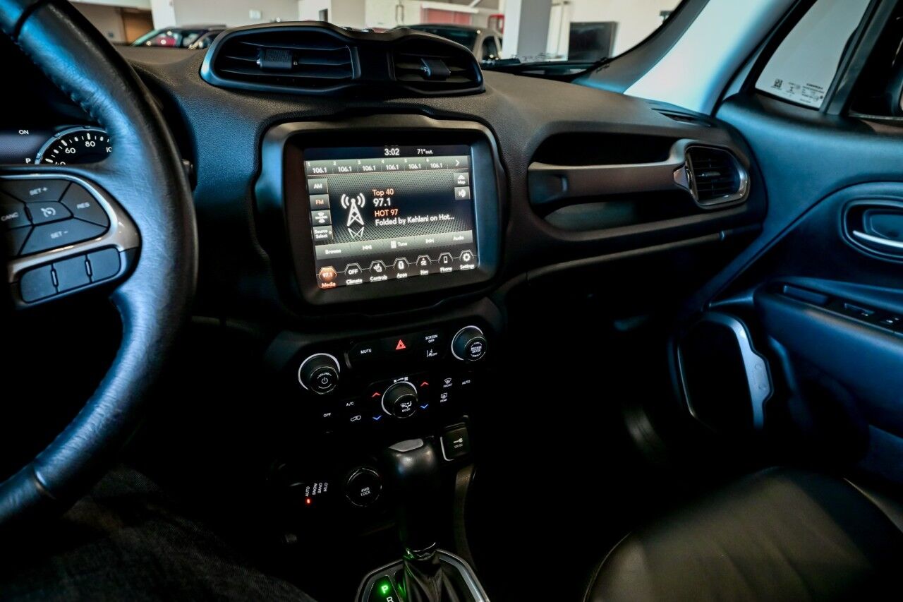 2022 Jeep Renegade Limited, Premium Audio, Dual-Pane Panoramic Power Sunroof, 19'' Wheels Springfield NJ