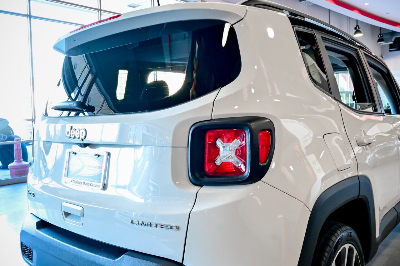 2022 Jeep Renegade Limited, Premium Audio, Dual-Pane Panoramic Power Sunroof, 19'' Wheels Springfield NJ