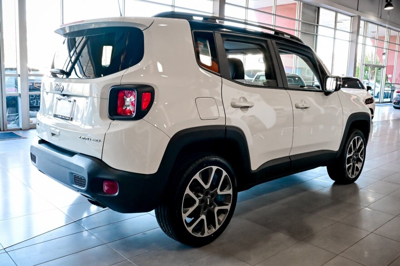 2022 Jeep Renegade Limited photo 3