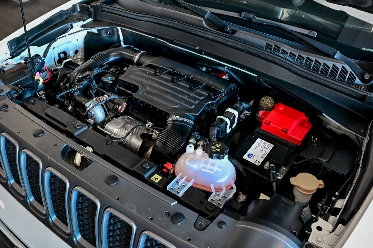 2022 Jeep Renegade Limited, Premium Audio, Dual-Pane Panoramic Power Sunroof, 19'' Wheels Springfield NJ