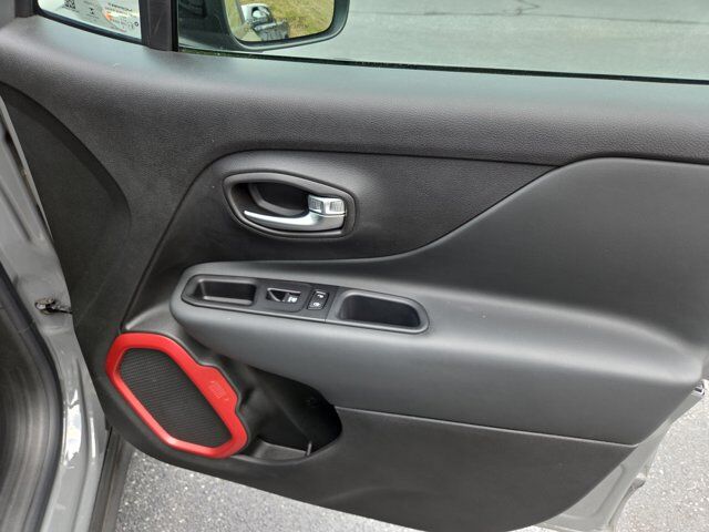2022 Jeep Renegade Trailhawk HAMBURG PA
