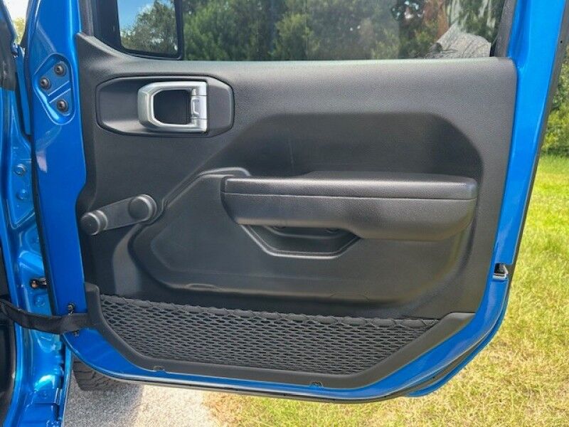 2022 Jeep WRANGLER SPORT 4X4 LIFTED WHEELS COLD AC ONLY 13K MILES RUNS GREAT FREE SHIPPING IN FLORIDA Sarasota FL