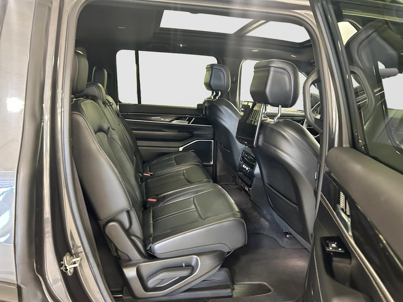 2022 Jeep Wagoneer Series I New Braunfels TX