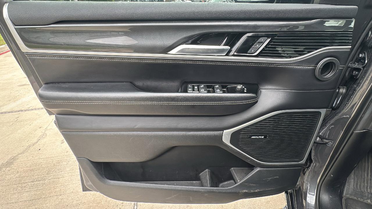 2022 Jeep Wagoneer Series I  Selma TX
