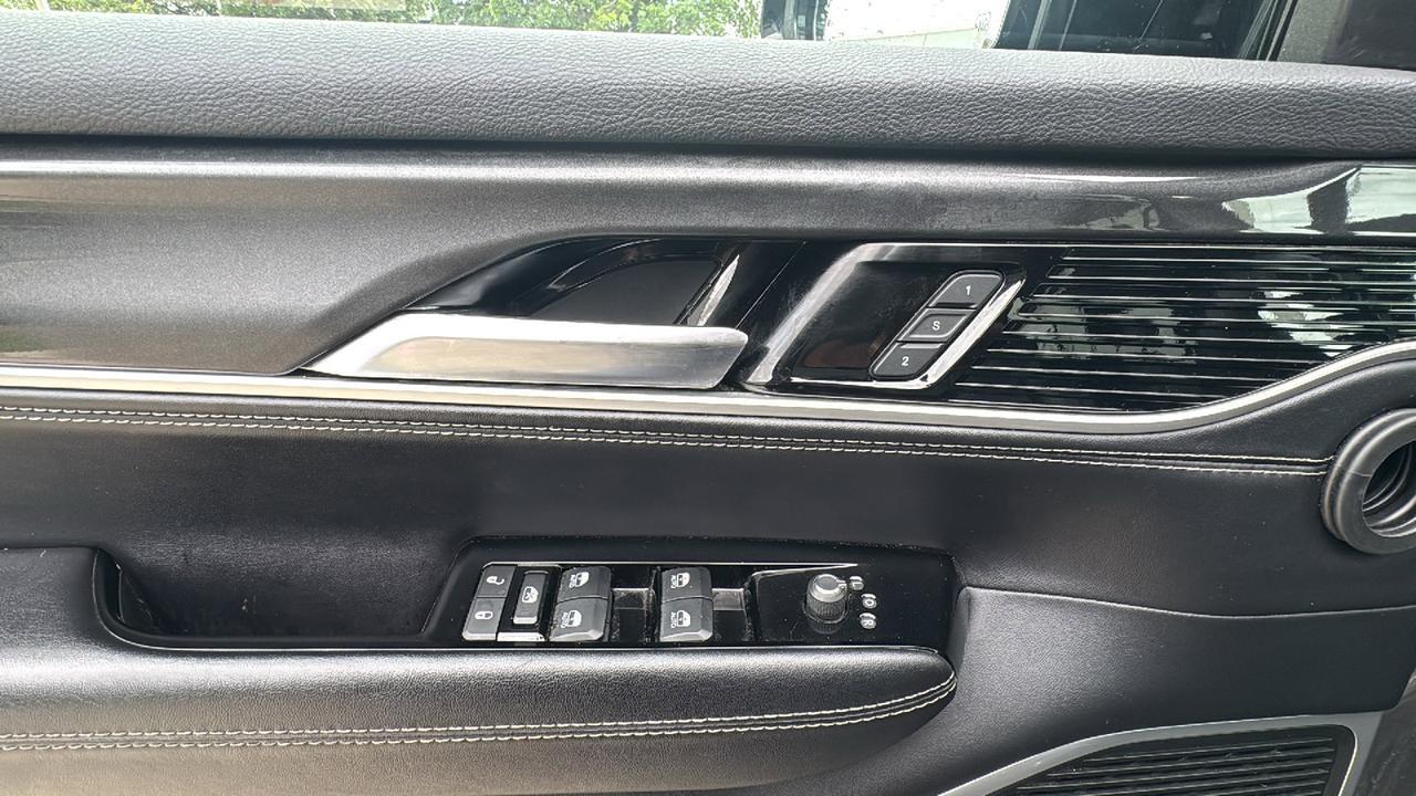 2022 Jeep Wagoneer Series I  Selma TX