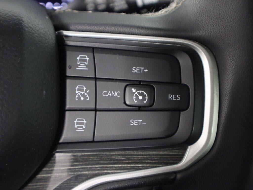 2022 Jeep Wagoneer Series II Hemi Maumee OH