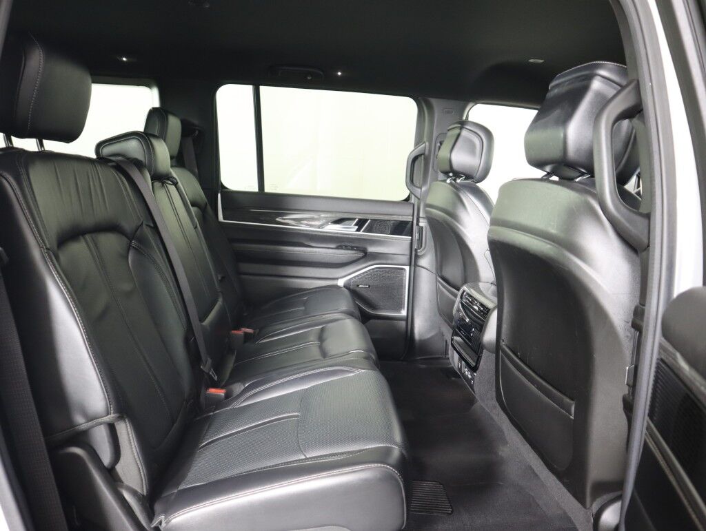 2022 Jeep Wagoneer Series II Hemi Maumee OH