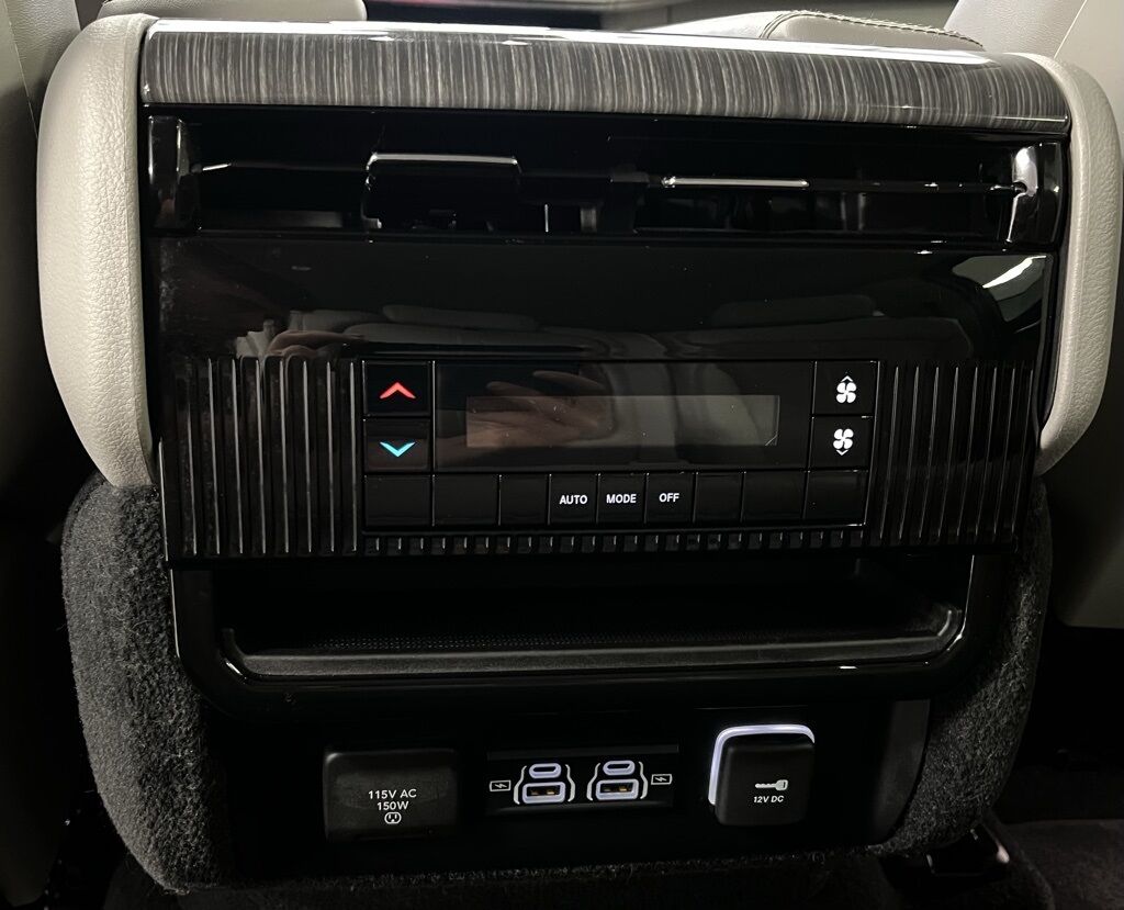 2022 Jeep Wagoneer Series II Highlands Ranch CO