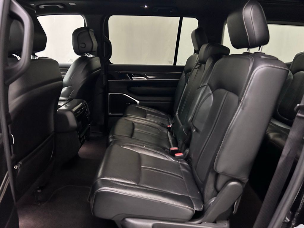 2022 Jeep Wagoneer Series II Portland OR