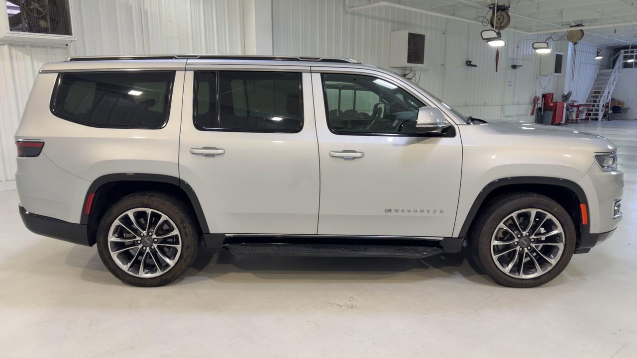 2022 Jeep Wagoneer Series II