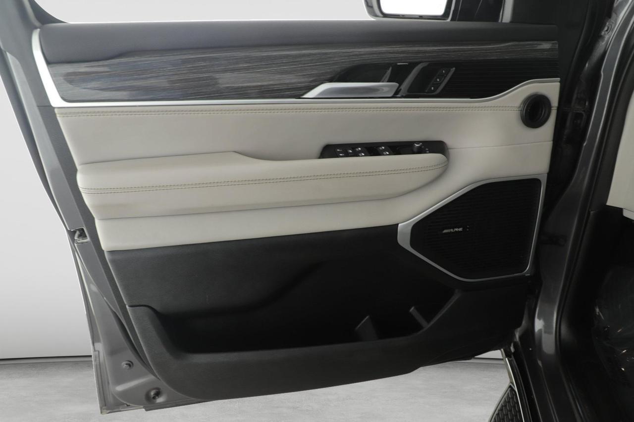 2022 Jeep Wagoneer Series II New Braunfels TX