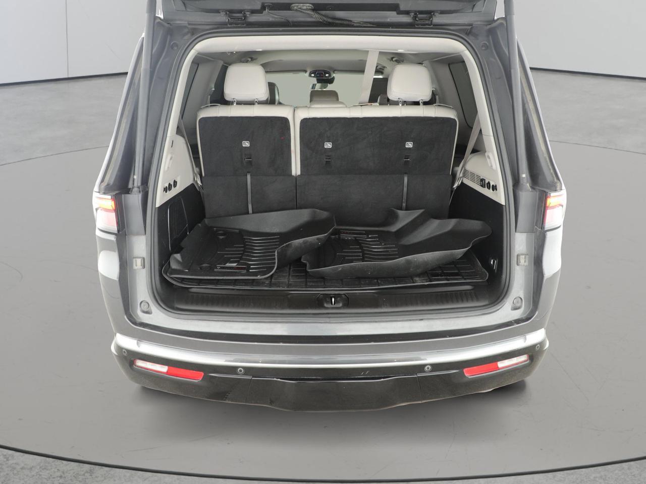 2022 Jeep Wagoneer Series II New Braunfels TX