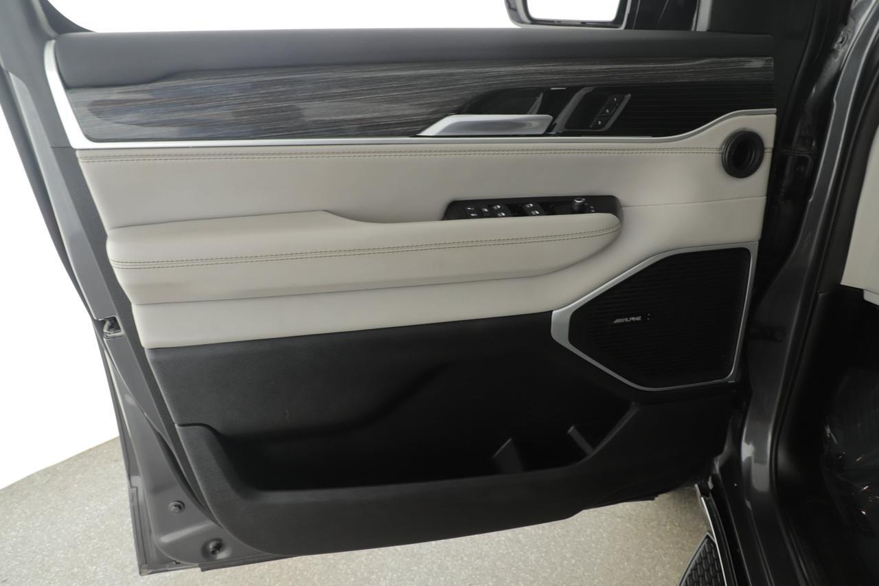 2022 Jeep Wagoneer Series II New Braunfels TX