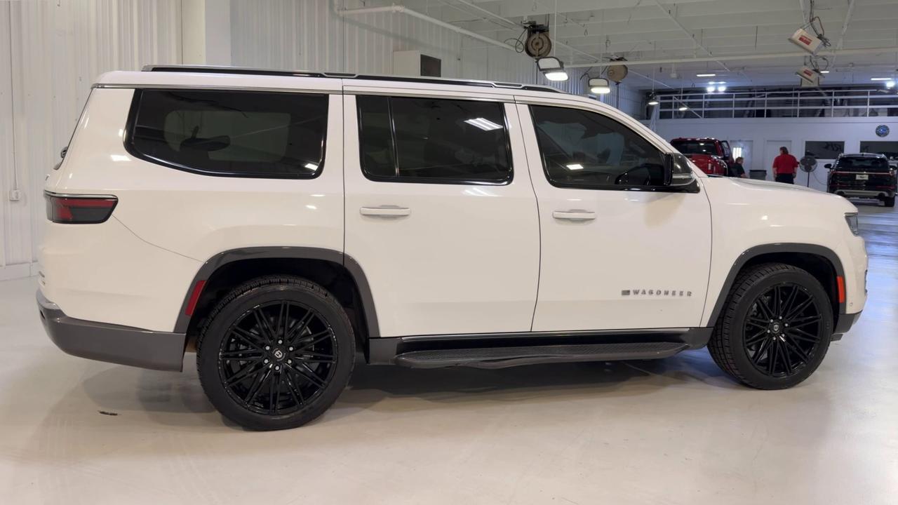 2022 Jeep Wagoneer Series II