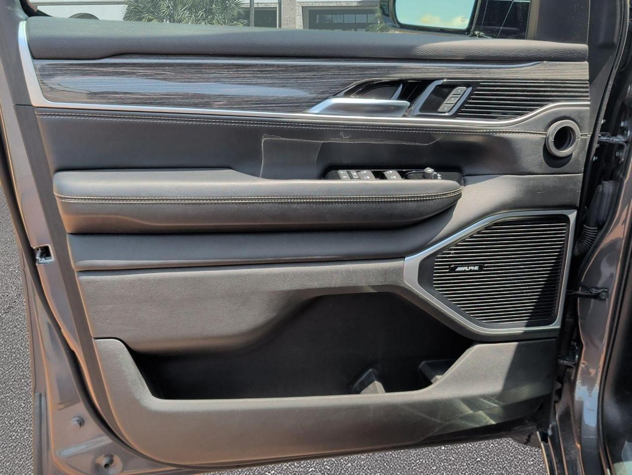 2022 Jeep Wagoneer Series II San Juan TX
