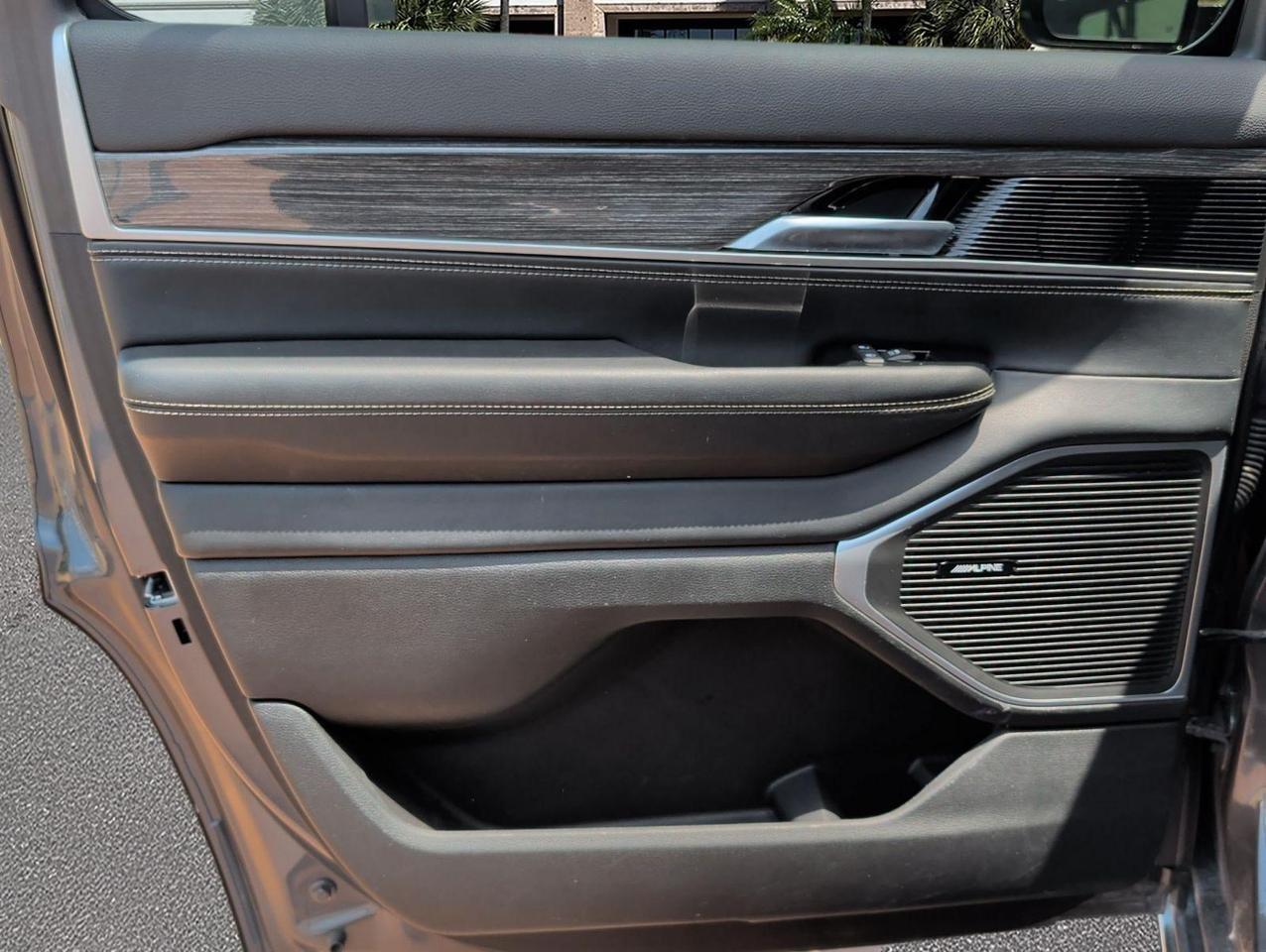 2022 Jeep Wagoneer Series II San Juan TX
