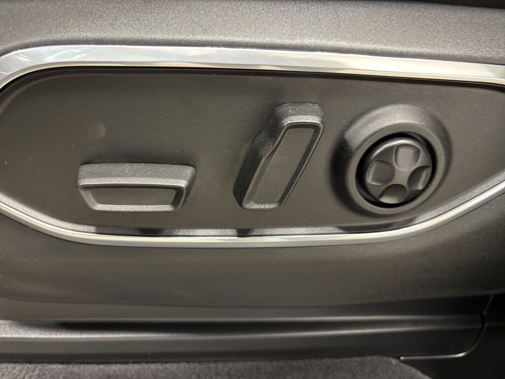 2022 Jeep Wagoneer Series III 4WD Minocqua WI