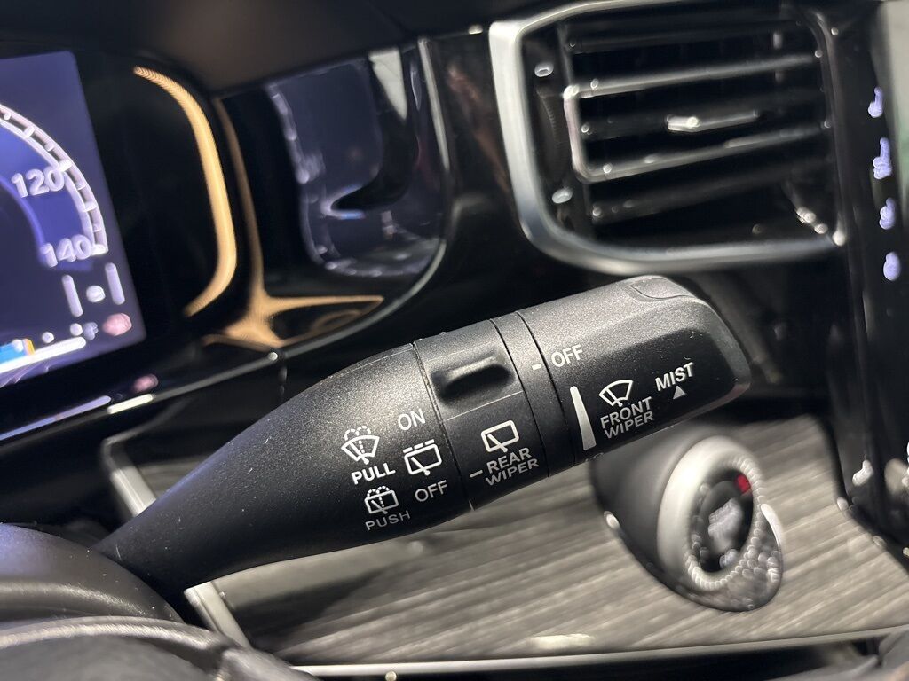 2022 Jeep Wagoneer Series III 4WD Minocqua WI