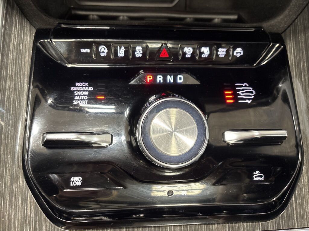 2022 Jeep Wagoneer Series III 4WD Minocqua WI