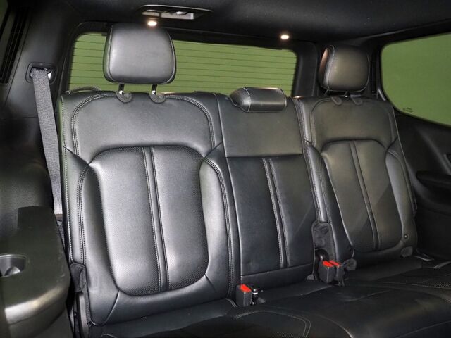 2022 Jeep Wagoneer Series III 4WD *HEADS-UP DISPLAY, NAVIGATION, ADAPTIVE CRUISE, SAFETY ALERTS, BACKUP-CAMERA, PSNGR DISPLAY, LEATHER, CLIMATE SEATS, HEATED STEERING, 2ND ROW CAPTAIN'S, WIRELESS CHARGING, ALPINE AUDIO Round Rock TX
