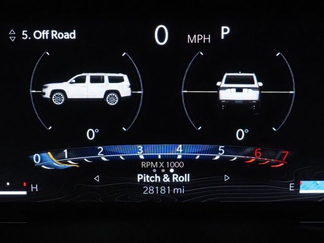 2022 Jeep Wagoneer Series III 4WD *HEADS-UP DISPLAY, NAVIGATION, ADAPTIVE CRUISE, SAFETY ALERTS, BACKUP-CAMERA, PSNGR DISPLAY, LEATHER, CLIMATE SEATS, HEATED STEERING, 2ND ROW CAPTAIN'S, WIRELESS CHARGING, ALPINE AUDIO Round Rock TX