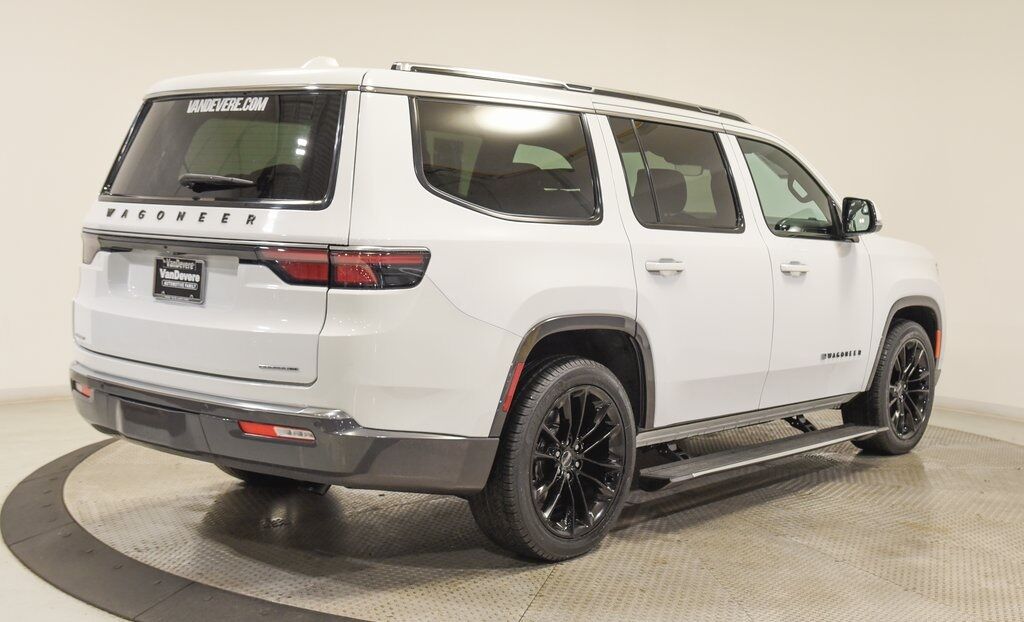 2022 Jeep Wagoneer Series III Akron OH