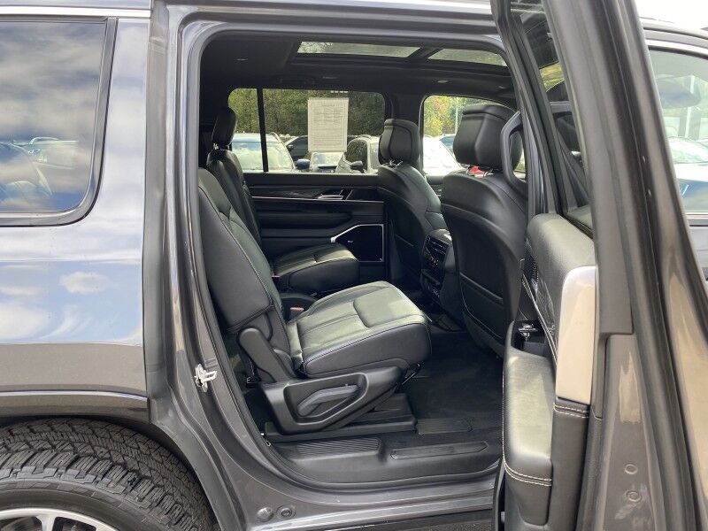2022 Jeep Wagoneer Series III Bristol  PA