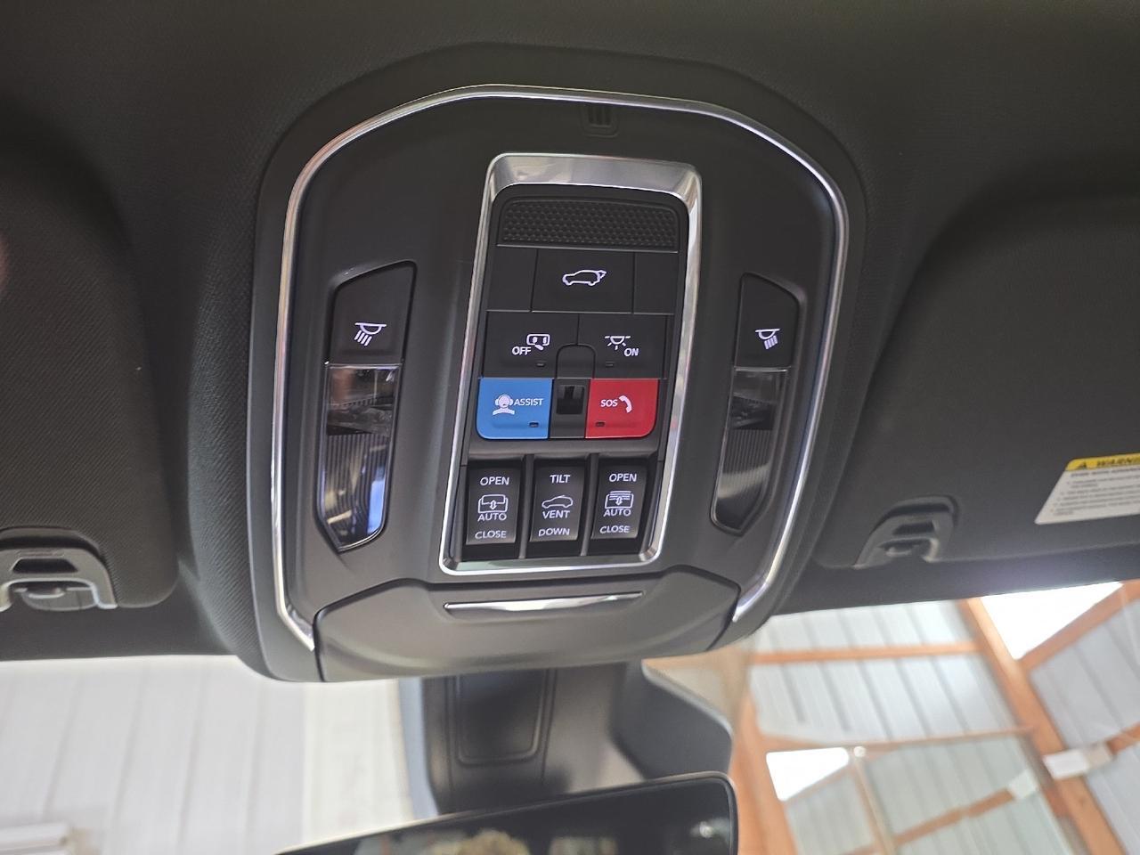 2022 Jeep Wagoneer Series III Carbide Sand Lake NY