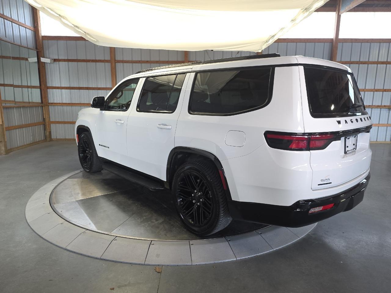 2022 Jeep Wagoneer Series III Carbide