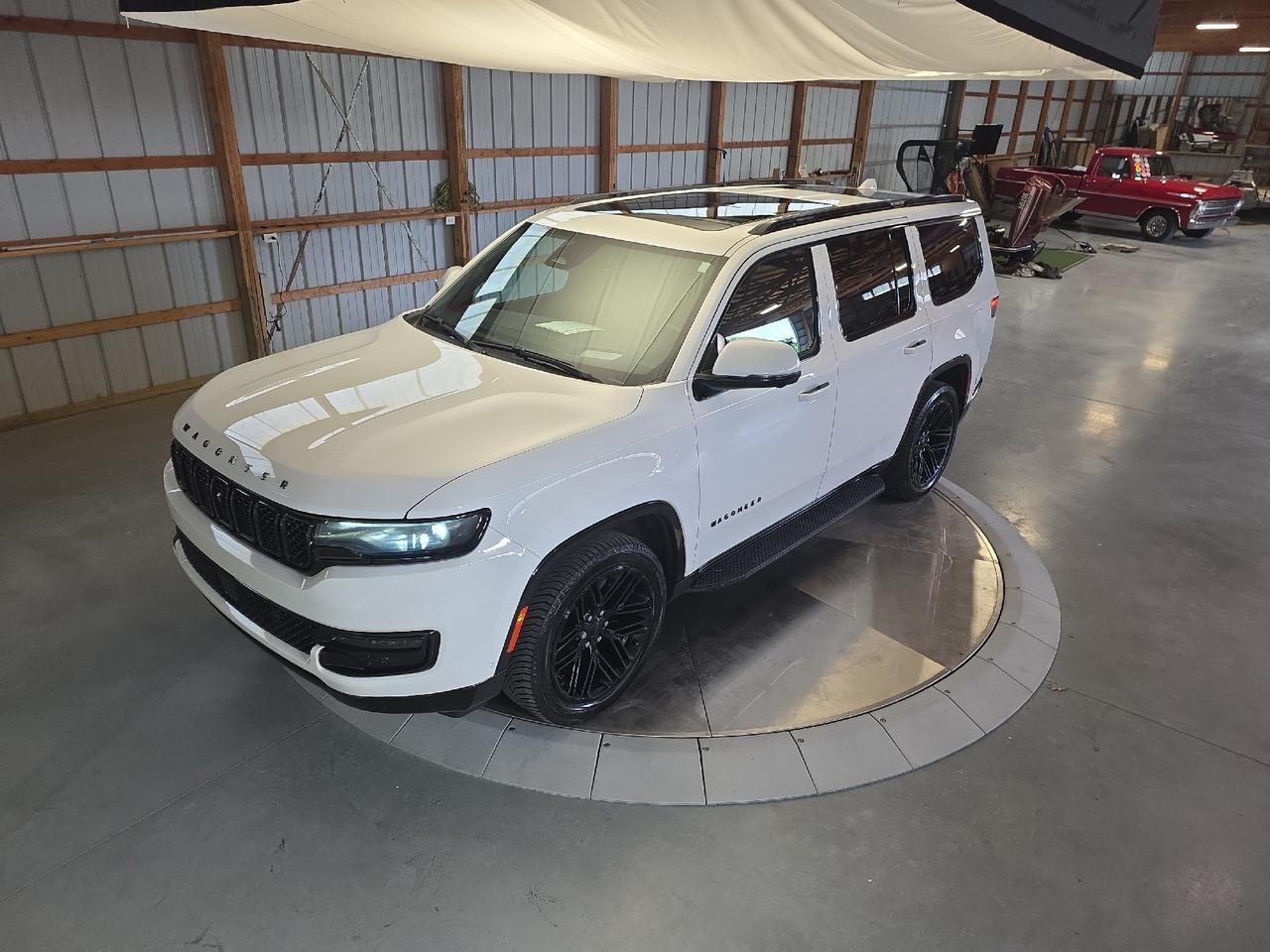2022 Jeep Wagoneer Series III Carbide Sand Lake NY