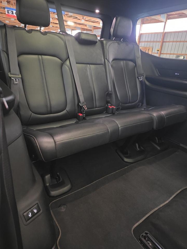 2022 Jeep Wagoneer Series III Carbide Sand Lake NY