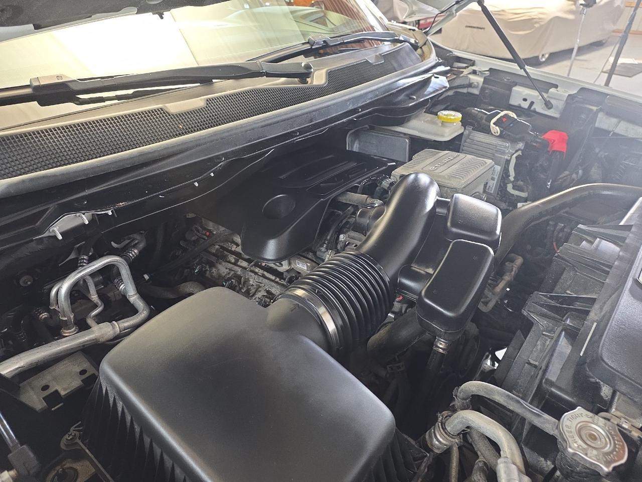 2022 Jeep Wagoneer Series III Carbide Sand Lake NY