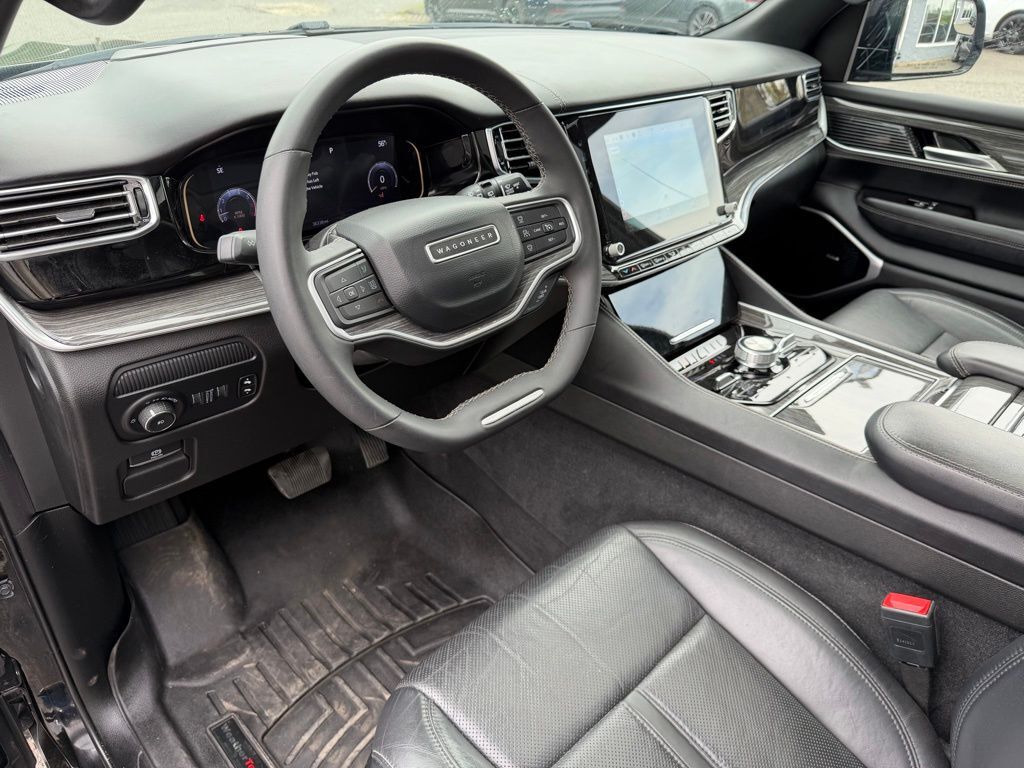 2022 Jeep Wagoneer Series III Orange MA