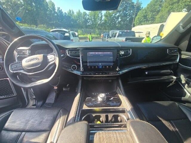 2022 Jeep Wagoneer Series III Marshfield MA