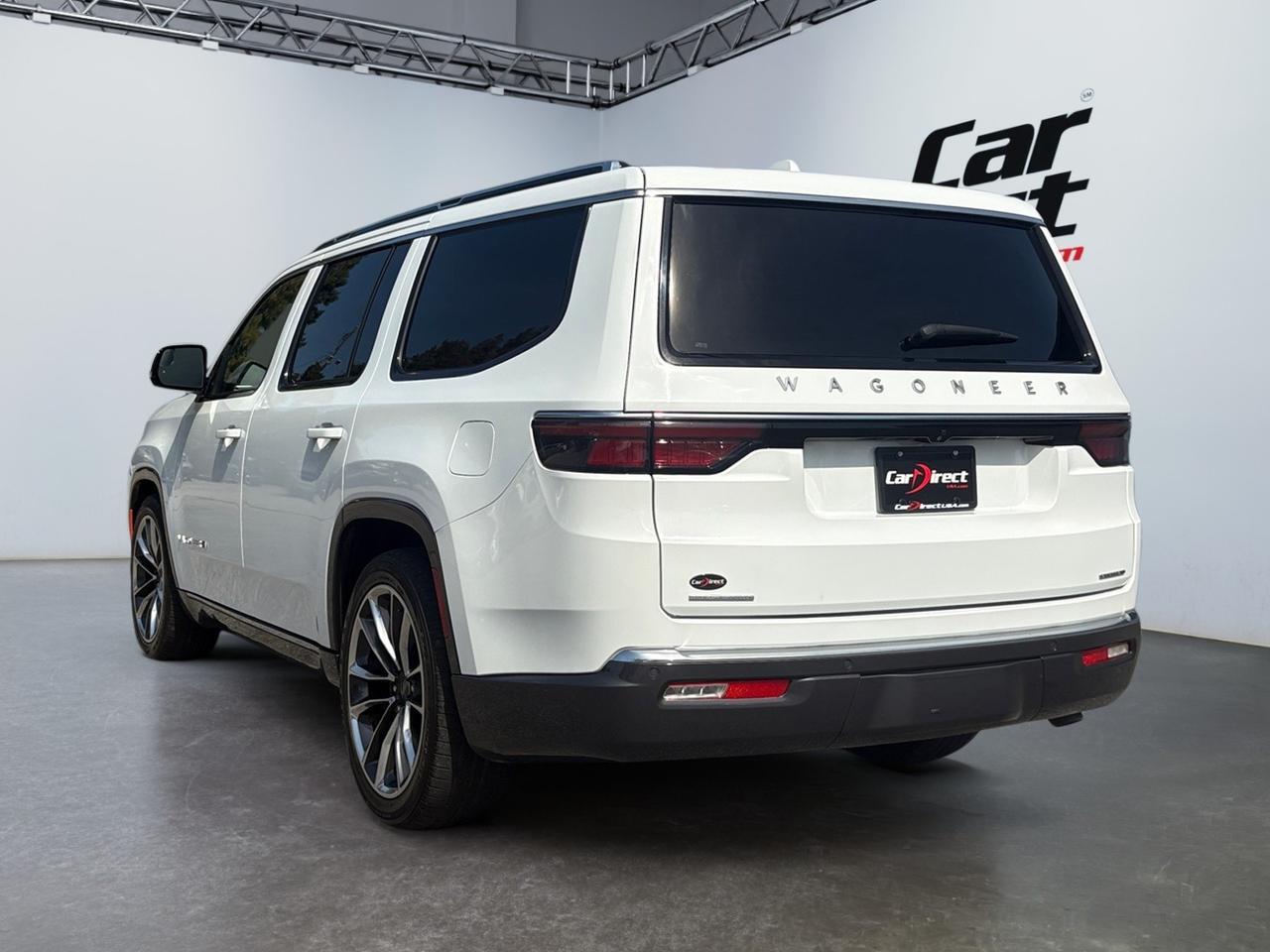 2022 Jeep Wagoneer Series III, POWER RUNNING BOARDS, HEADS-UP DISPLAY, POWER LIFTGATE, PANORAMIC MOONROOF, POWER 3RD ROW SEATS, HEATED & COOLING SEATS, 360 BACKUP CAMERA, BLIND SPOT, PRE COLLISION ALERT, ONLY 1 OWNER, LIVE IT UP IN THIS LOADED JEEP! Virginia Beach VA