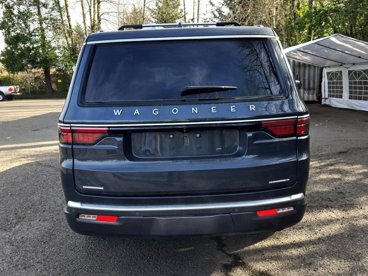 2022 Jeep Wagoneer Series III Panoramic Roof 2nd Row Captains Chairs Portland OR