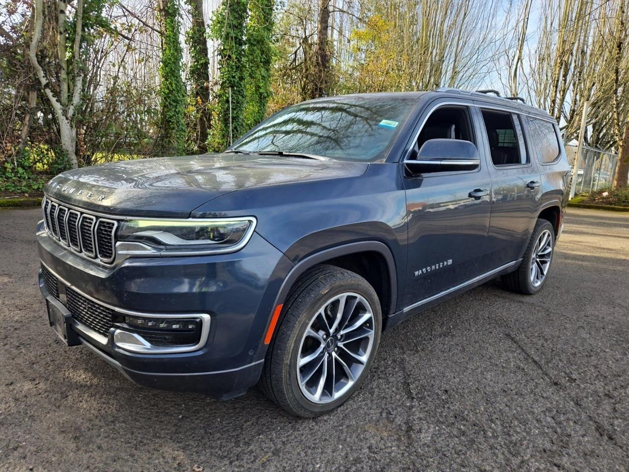2022 Jeep Wagoneer Series III Panoramic Roof 2nd Row Captains Chairs Portland OR