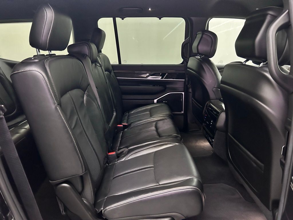 2022 Jeep Wagoneer Series III Portland OR