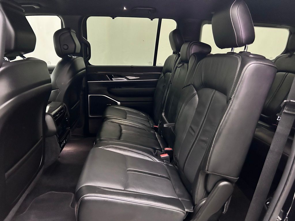 2022 Jeep Wagoneer Series III Portland OR