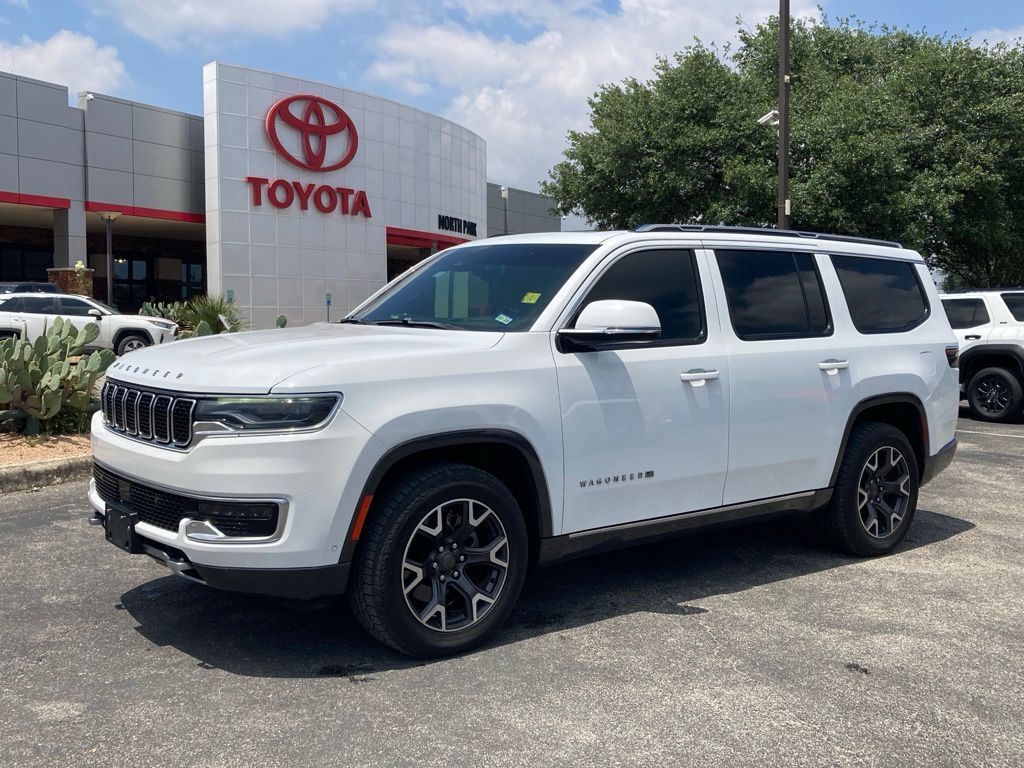 2022 Jeep Wagoneer