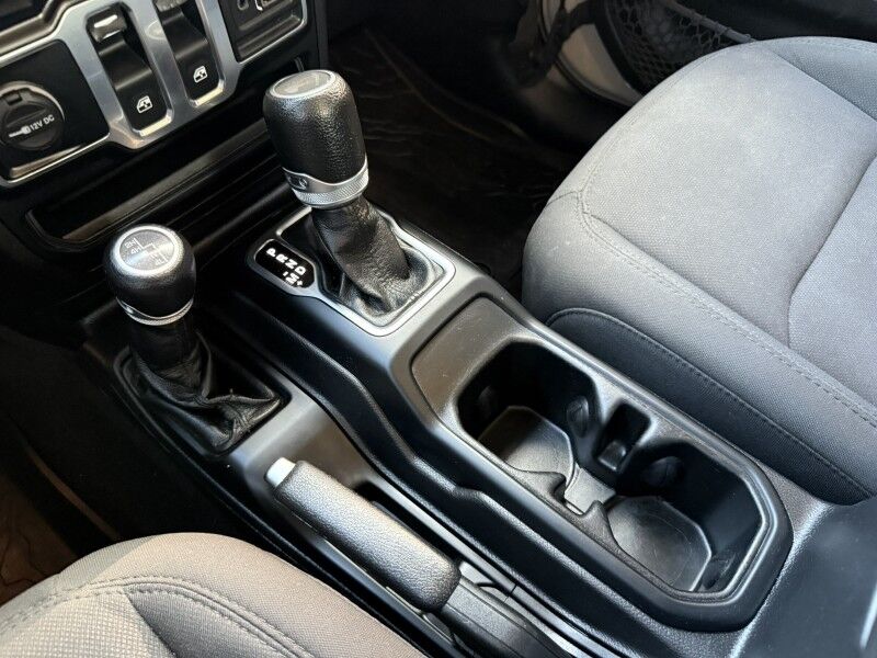 2022 Jeep Wrangler 4x4 Willys Collinsville OK