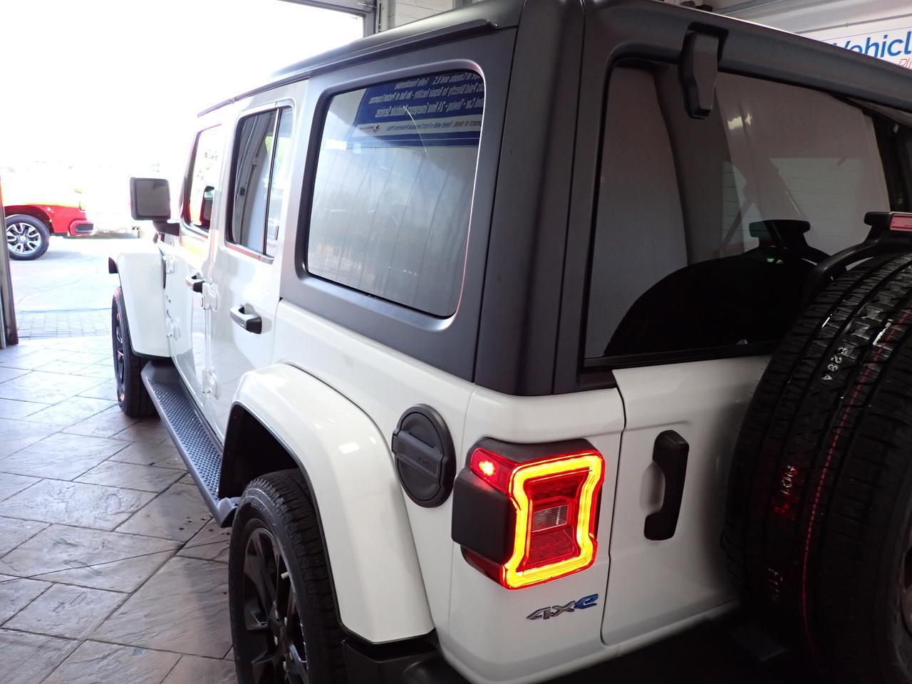 2022 Jeep Wrangler 4xe Unlimited Sahara 4X4 *HYBRID* LEATHER NAVI Listowel ON