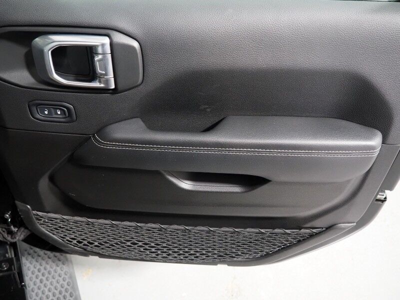 2022 Jeep Wrangler 4xe Unlimited Sahara *NAVIGATION, ADAPTIVE CRUISE, SAFETY ALERTS, BACKUP-CAMERA, COLOR TOUCHSCREEN, MCKINLEY LEATHER, KEYLESS ENTRY, 20 INCH WHEELS, ALPINE AUDIO, ANDROID & APPLE Round Rock TX