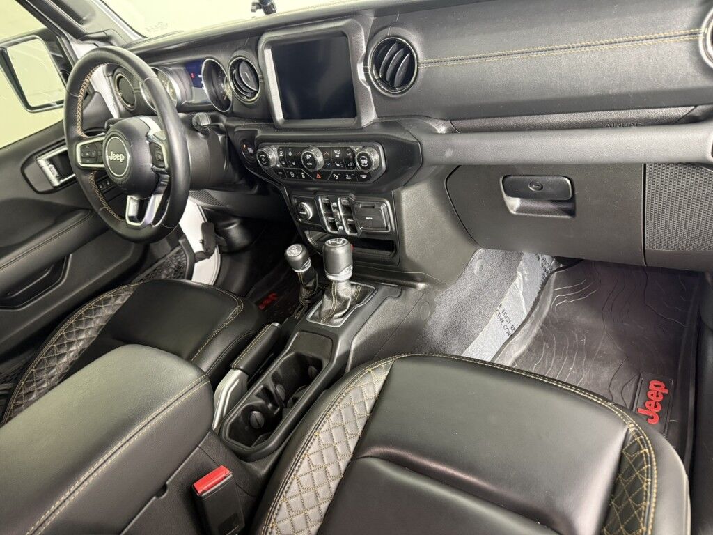 2022 Jeep Wrangler Sahara Unlimited High Altitude Pkg 4x4 w/Sky-One Power Top Maumee OH