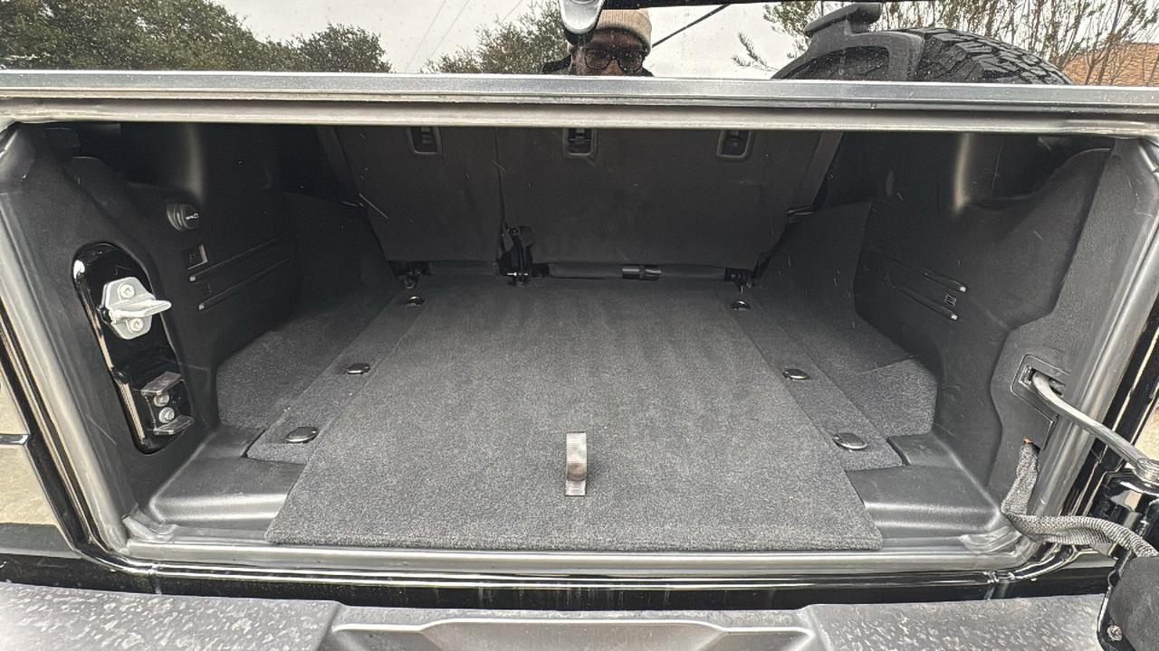 2022 Jeep Wrangler Unlimited High Tide  Selma TX