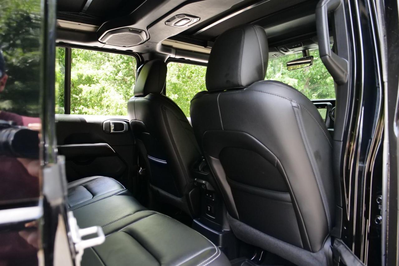 2022 Jeep Wrangler Unlimited Sahara 4X4 / UPGRADES / Sky Roof! Lincolnton NC