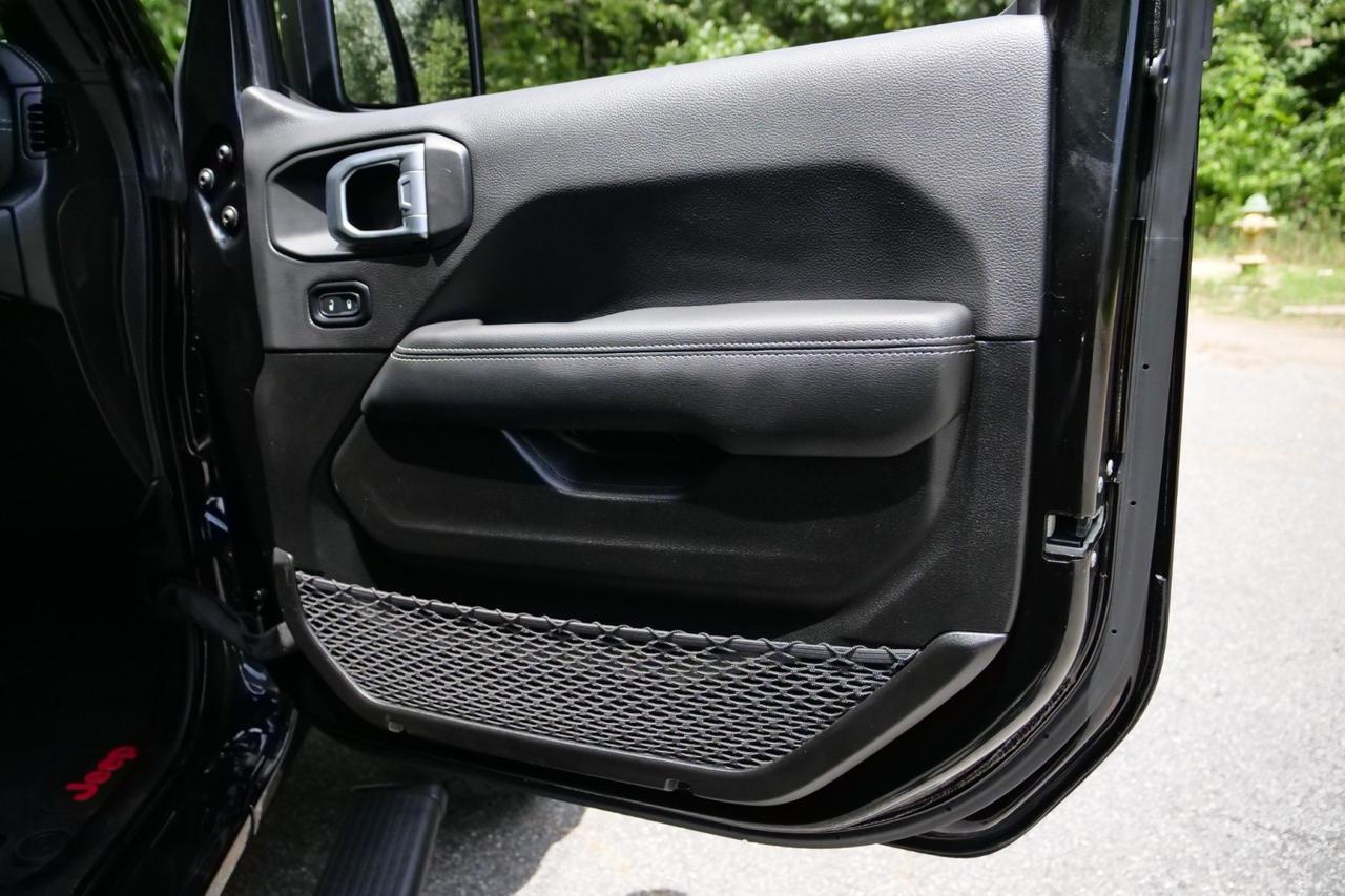 2022 Jeep Wrangler Unlimited Sahara 4X4 / UPGRADES / Sky Roof! Lincolnton NC