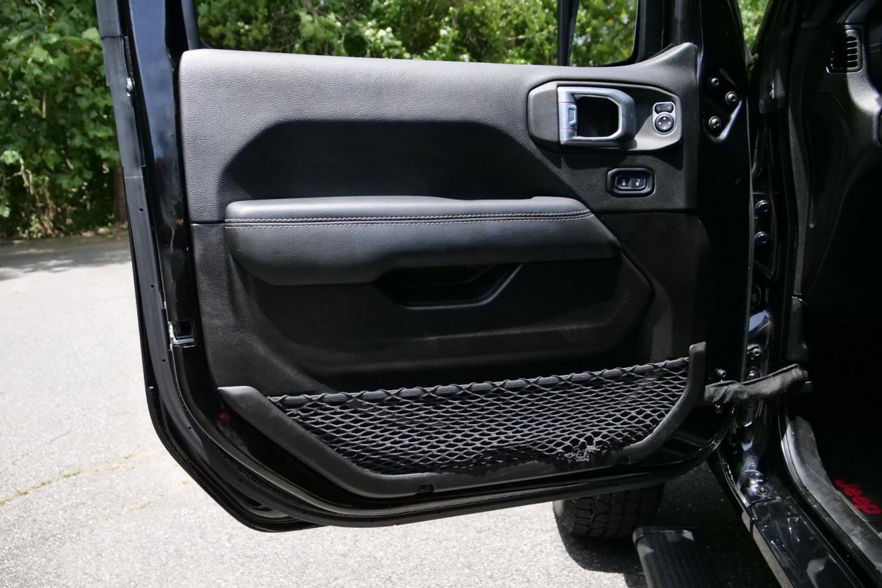 2022 Jeep Wrangler Unlimited Sahara 4X4 / UPGRADES / Sky Roof! Lincolnton NC