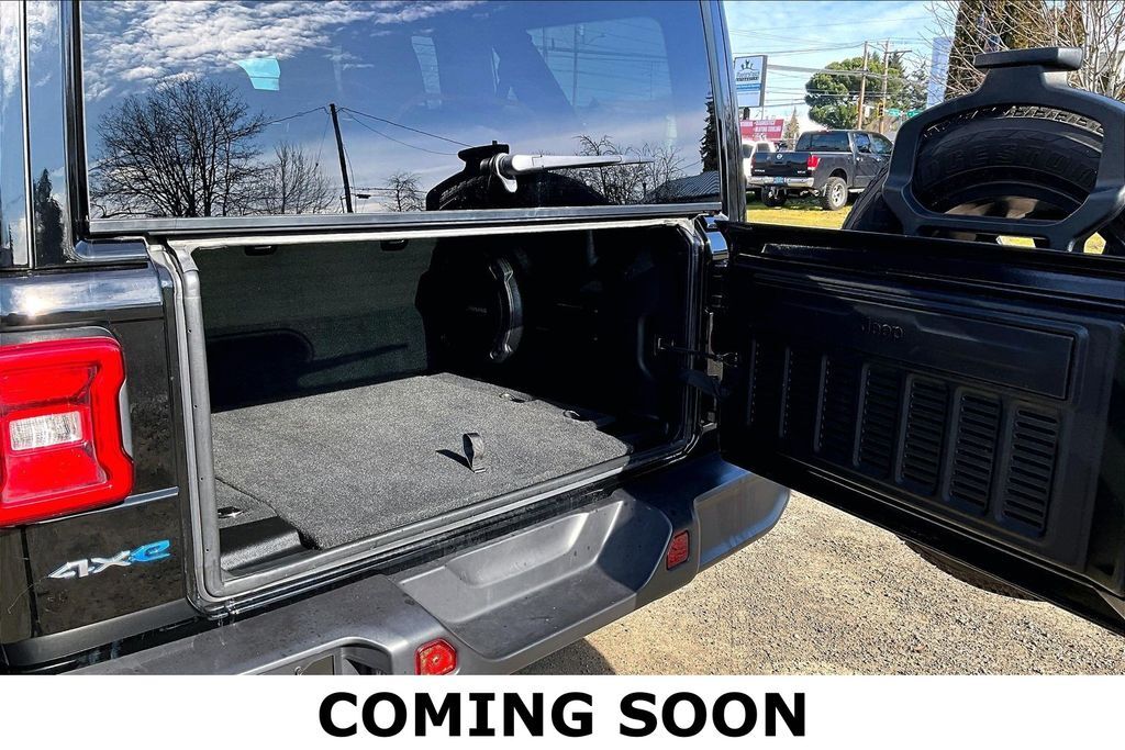 2022 Jeep Wrangler Unlimited Sahara 4xe OR