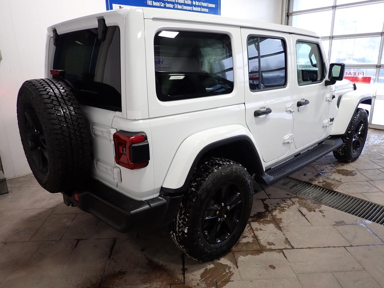 2022 Jeep Wrangler Unlimited Sahara Altitude 4X4 LEATHER NAVI Listowel ON
